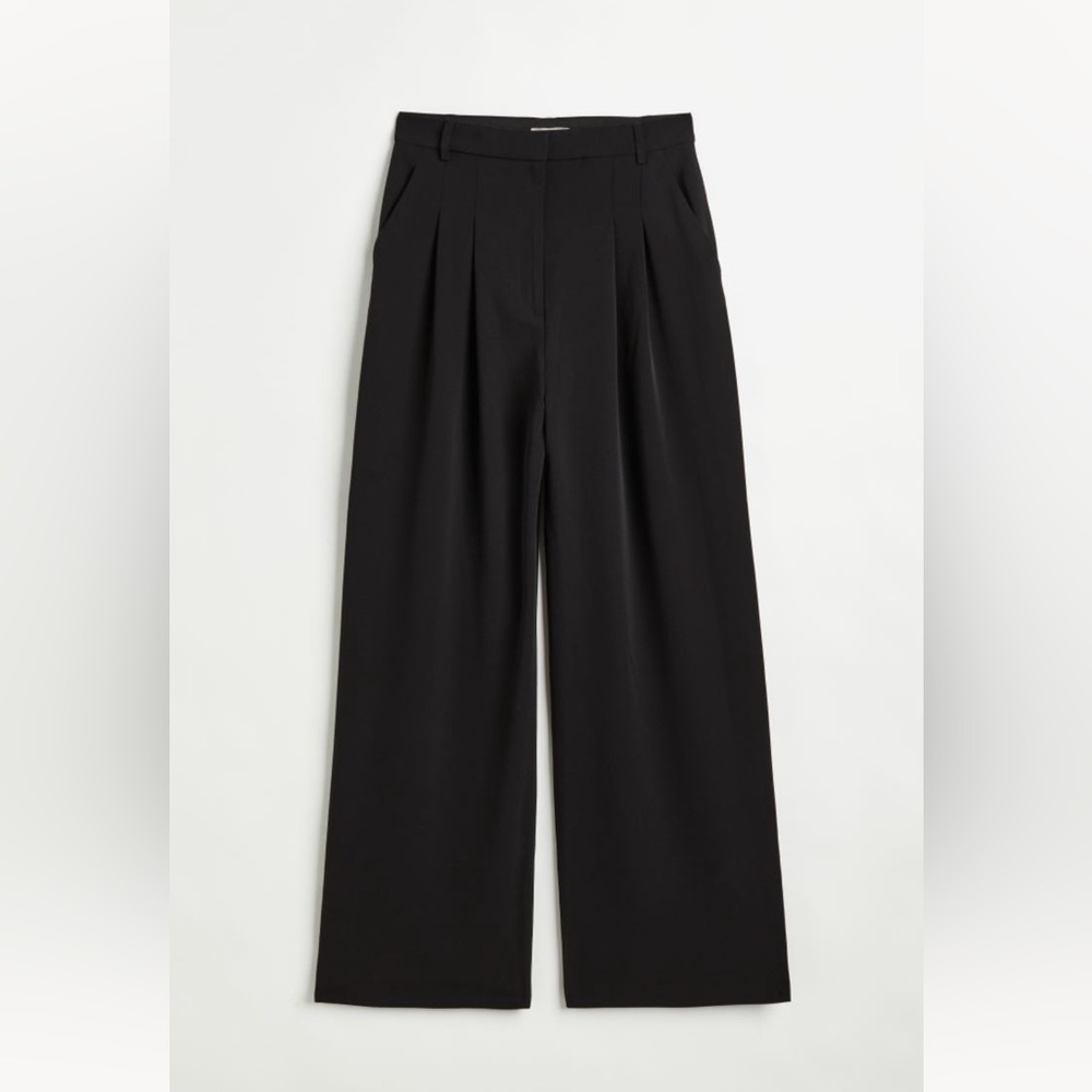 NWOT H&M Wide Leg Dress Pants - Black, 4